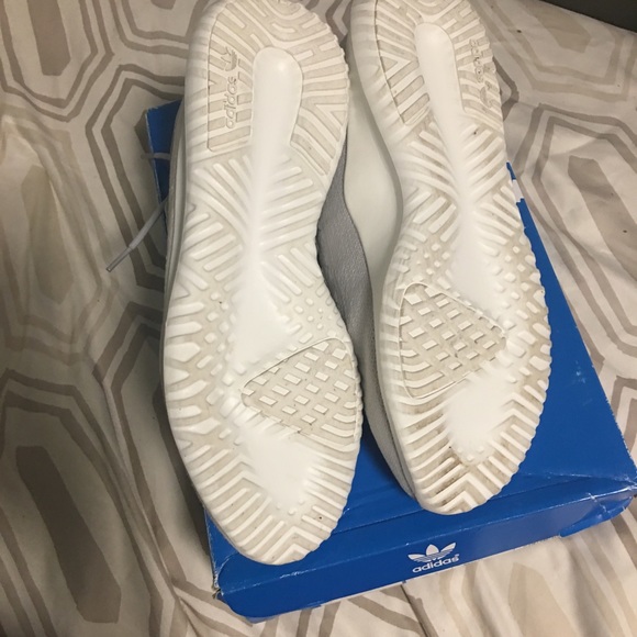 ADIDAS Tubular Shadow👟 Sz 9.5 !! - Picture 3 of 4